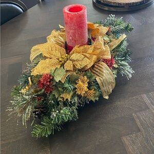 Gorgeous Christmas Centrepiece with scented candle. Only used once.
